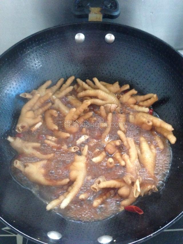 中途翻炒一下受热更均匀