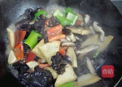 香菇烧豆腐的做法图解3