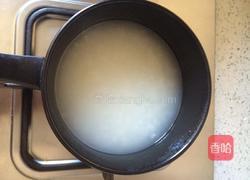 芹菜瘦肉粥的做法图解2