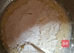 松子仁蒸蛋糕的做法图解4