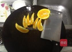 冰糖橙汁的做法图解2