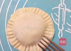 饺子皮香蕉馅饼的做法图解5