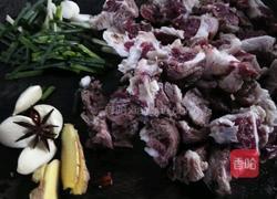 蘿卜牛腩的做法圖解2