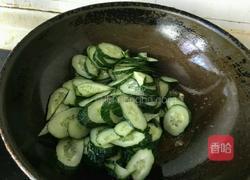 快手黄瓜炒鸡蛋的做法图解9