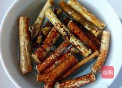 五指毛桃煲筒骨汤的做法图解2