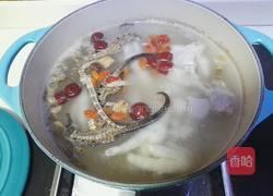 石斛海马鱼翅汤的做法图解11