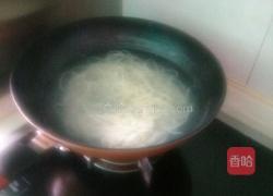 丝瓜鸡蛋面的做法图解3