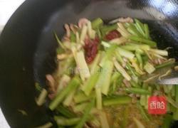 西芹炒肉的做法图解4
