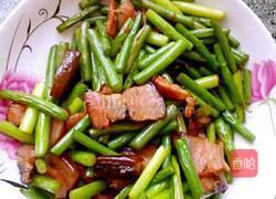 腊肉炒蒜台的做法图解4