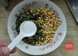 嫩芽香椿拌黄豆的做法图解4