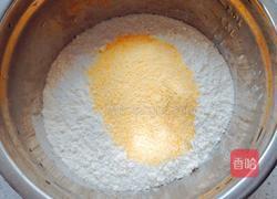 椒盐花卷的做法图解1