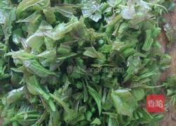 香椿头煎蛋的做法图解2