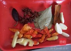 麻辣卤鸡脚的做法图解2