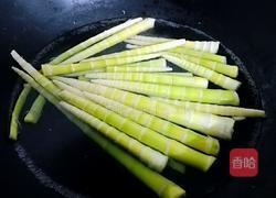 野笋炒腊肠的做法图解2