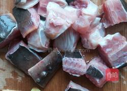 酒糟蝴蝶鱼的做法图解1