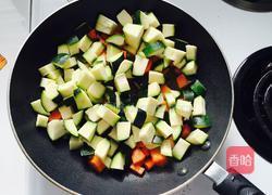 鸡肉蔬菜腊肠饭的做法图解6