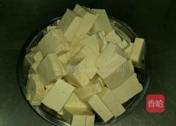 黄闷豆腐的做法图解2