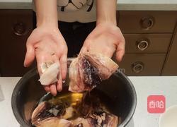 美厨靚颜墨鱼鸡汤的做法图解3