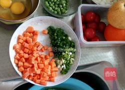 香肠炒饭的做法图解1
