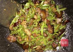 四季豆炒腊肉的做法图解7