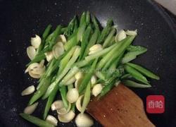芦笋炒百合的做法图解5