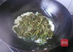 香椿芽炒鸡蛋的做法图解7