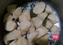 清凉番薯绿豆糖水的做法图解2
