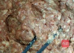 香椿芽猪肉水饺的做法图解3