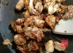 鸡肉炖土豆的做法图解3