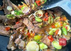 牛肉炒酸菜的做法图解7