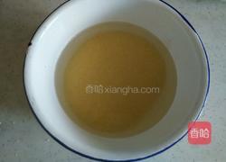 小米红糖大枣粥的做法图解1