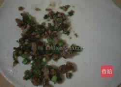 家常葱花肉末饼的做法图解2