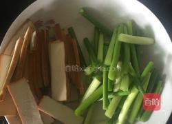 蒜苗炒猪肝的做法图解3