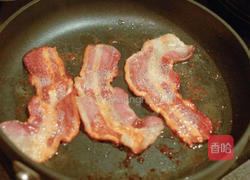 培根吐司鸡蛋杯的做法图解1