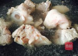 大骨山药汤的做法图解2