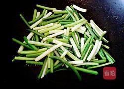 蒜苔炒蛋饼的做法图解8