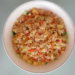 酱油炒饭的做法[图]