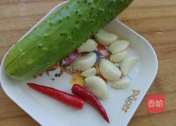 凉拌黄瓜的做法图解1
