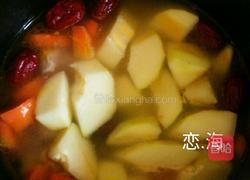 青木瓜胡萝卜红枣炖排骨的做法图解7