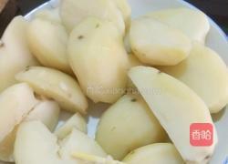 小蒜然洋芋的做法图解1