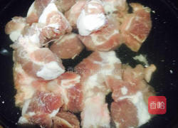 蒜香排骨的做法图解1