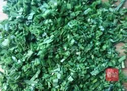 Leek and Egg Pie Recipe Illustration 3