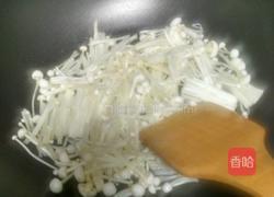 金针菇抱蛋的做法图解2