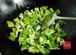 甜椒炒牛肉的做法图解4