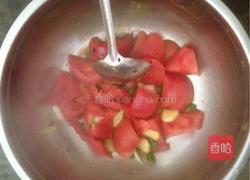 番茄炖西葫芦的做法图解3