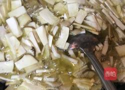 杏鲍菇炒肉片的做法图解2