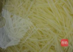 花椒油炝拌土豆丝的做法图解5
