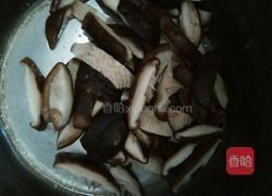 香菇烧油菜的做法图解4