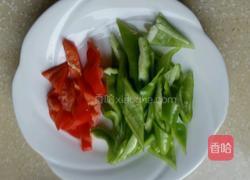 彩椒炒鸡蛋的做法图解2