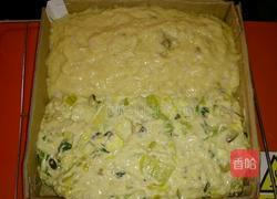 龙凤双胞同雕双拼披萨的做法图解5